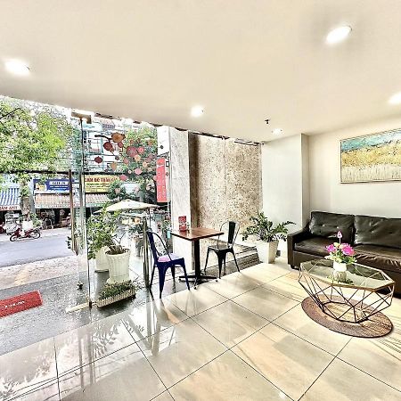 The Jade Hotel Near Tan Son Nhat Airport مدينة هوشي منه المظهر الخارجي الصورة
